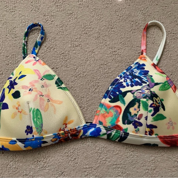 triangl swimwear Other - Triangl Summer Fling lemon floral bikini top Small